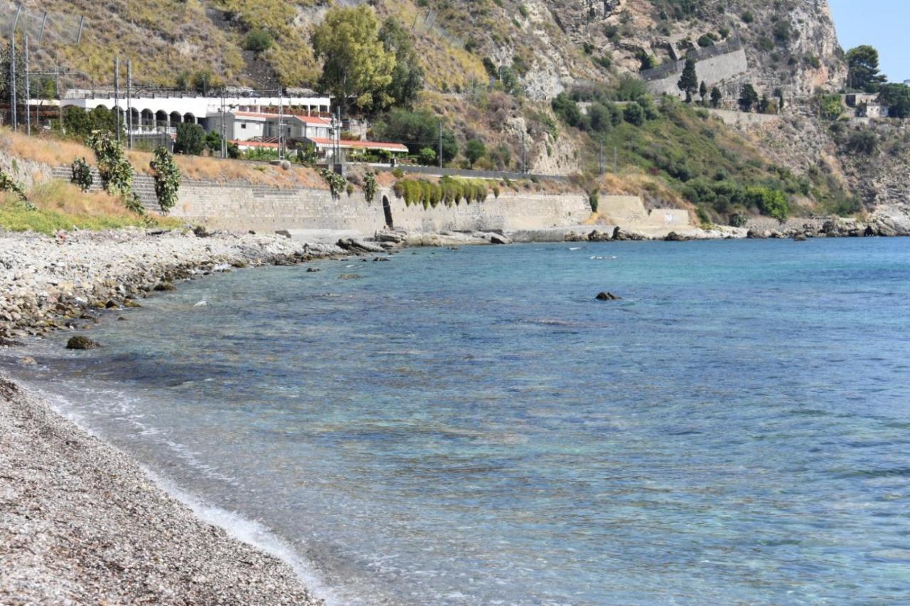 Holiday Home Gionny & Mary Таормина Екстериор снимка